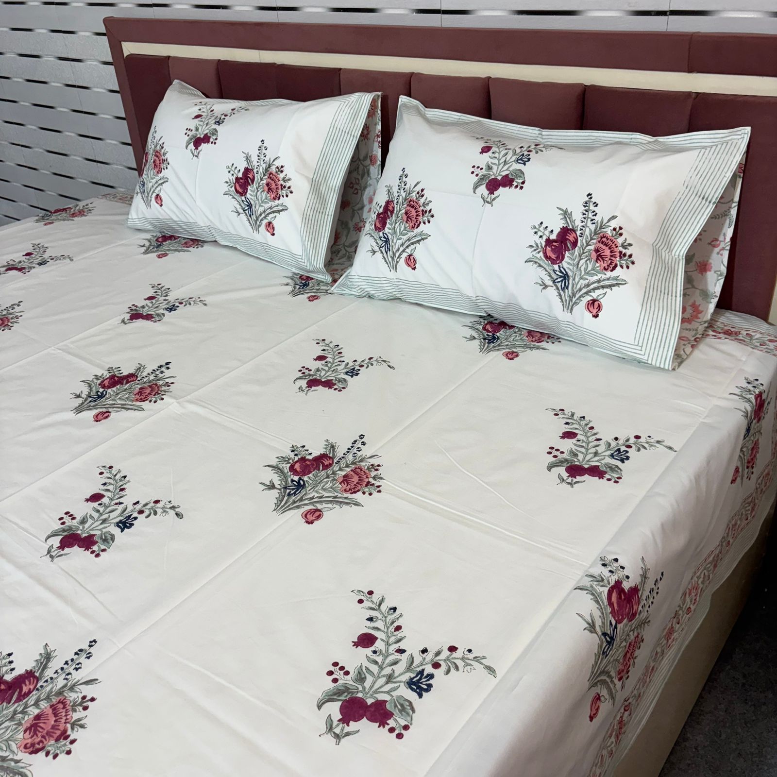 Jaal Handblock Premium Cotton Bedsheet Set