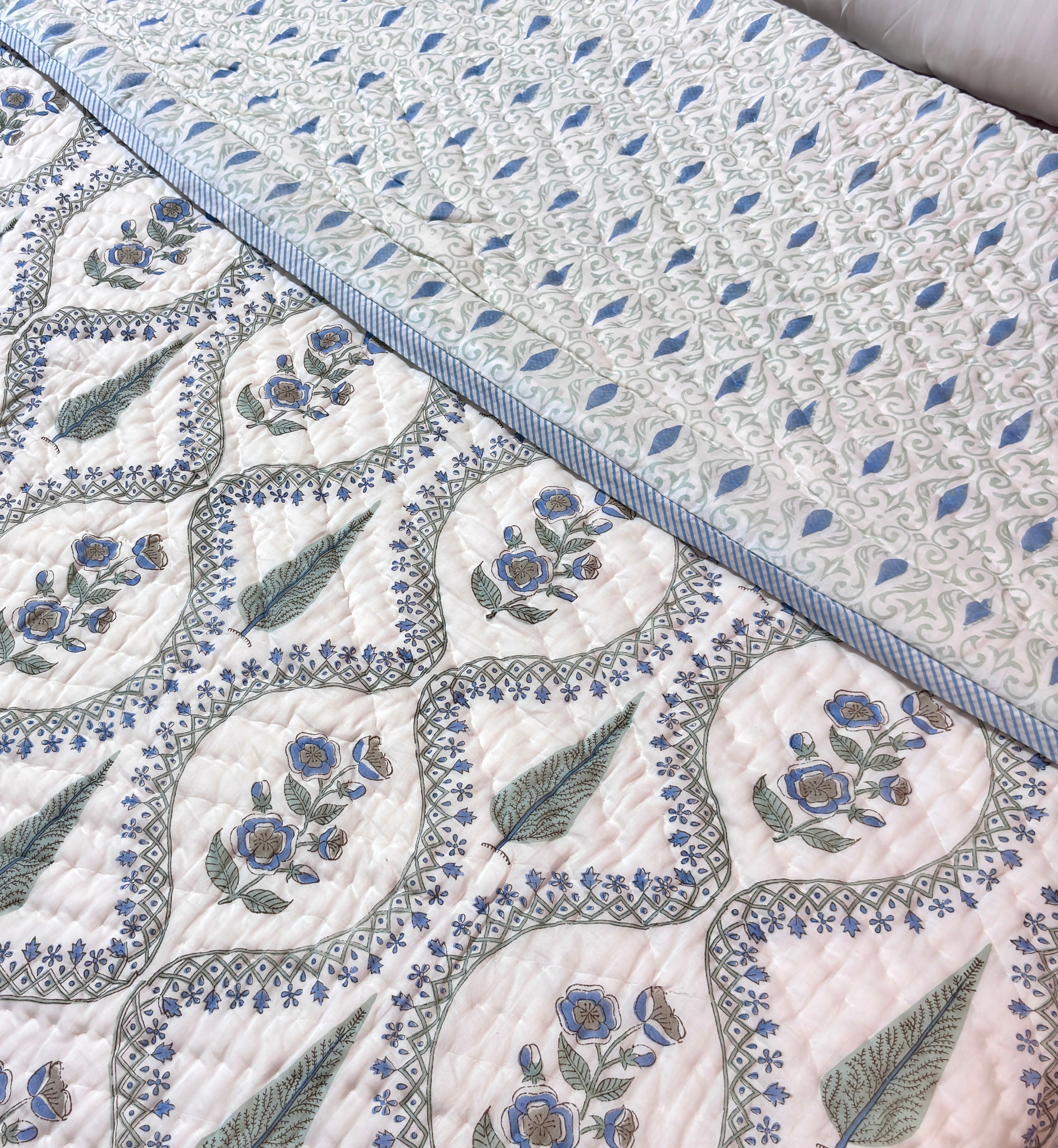 Green Floral Hand Block Print Cotton Quilt, Reversible Jaipuri Razai, Handmade Indian Quilt, Boho Bedding, Soft Cotton Bedspread, Queen Size Quilt