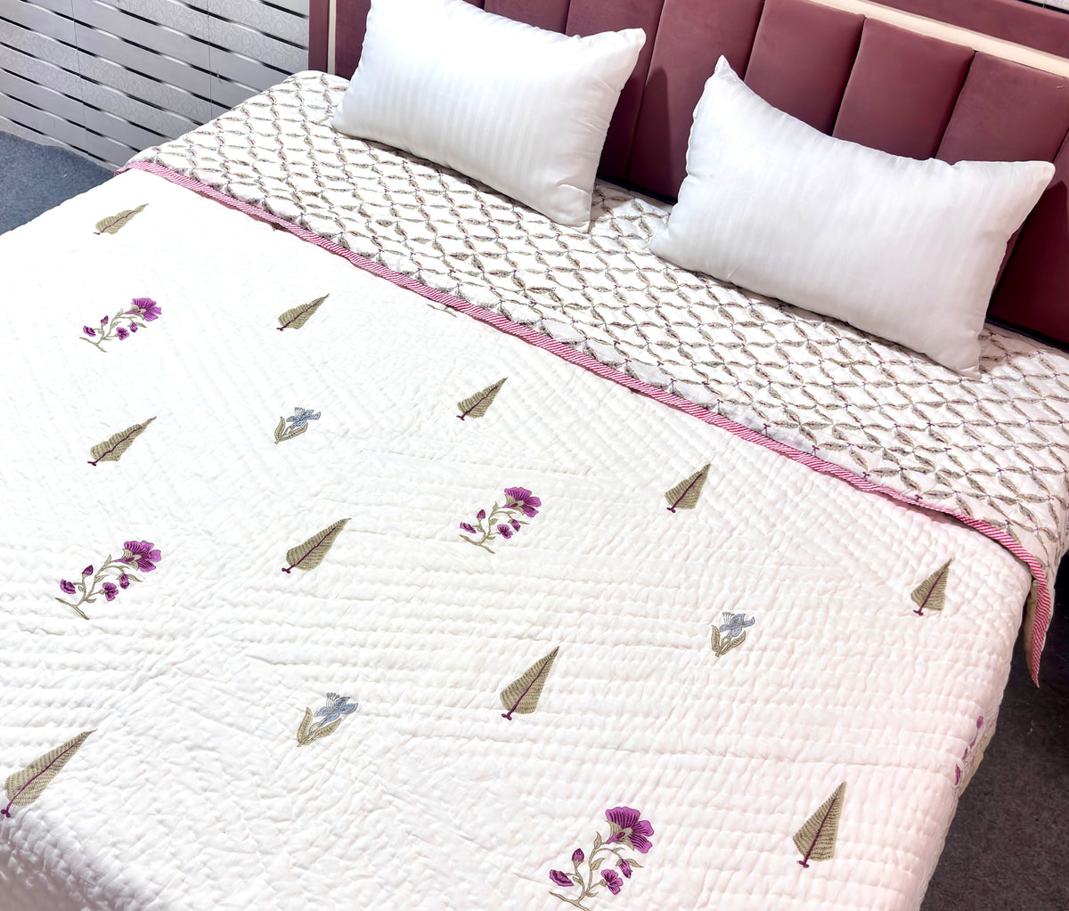White Floral Cotton Quilt Queen Size | Printed Geometric Botanical Quilted Bedspread | Soft Lightweight Indian Cotton Bed Cover for Bedroom Decor