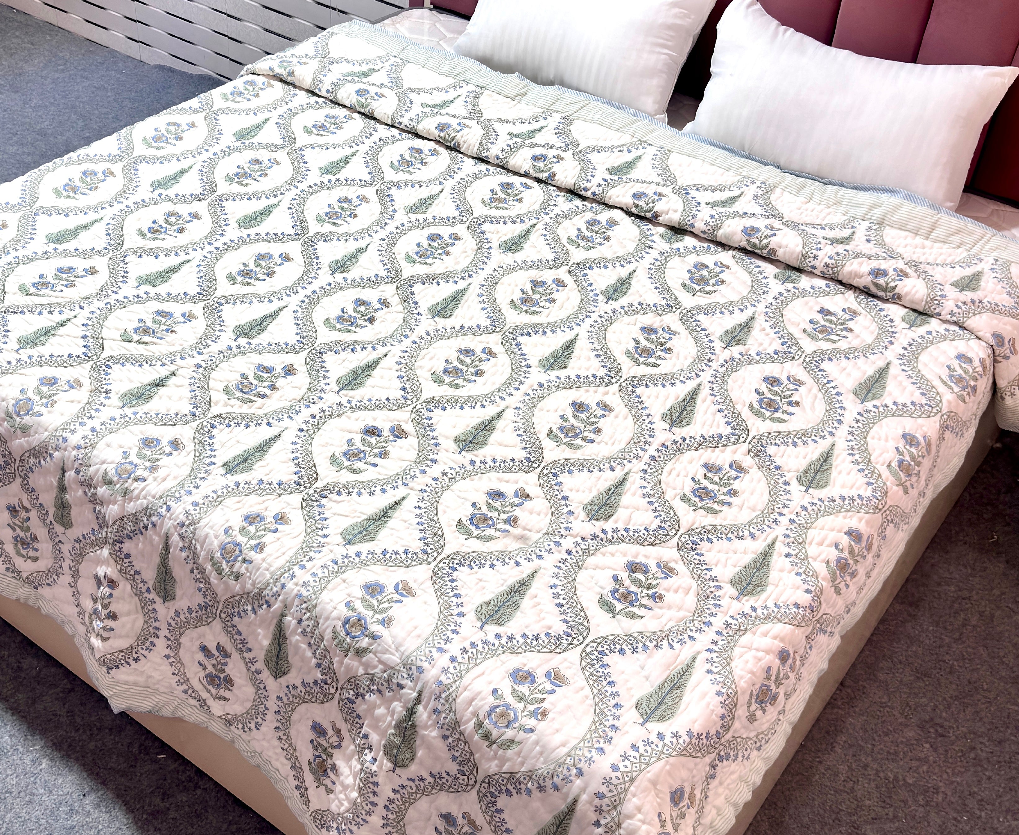 Green Floral Hand Block Print Cotton Quilt, Reversible Jaipuri Razai, Handmade Indian Quilt, Boho Bedding, Soft Cotton Bedspread, Queen Size Quilt