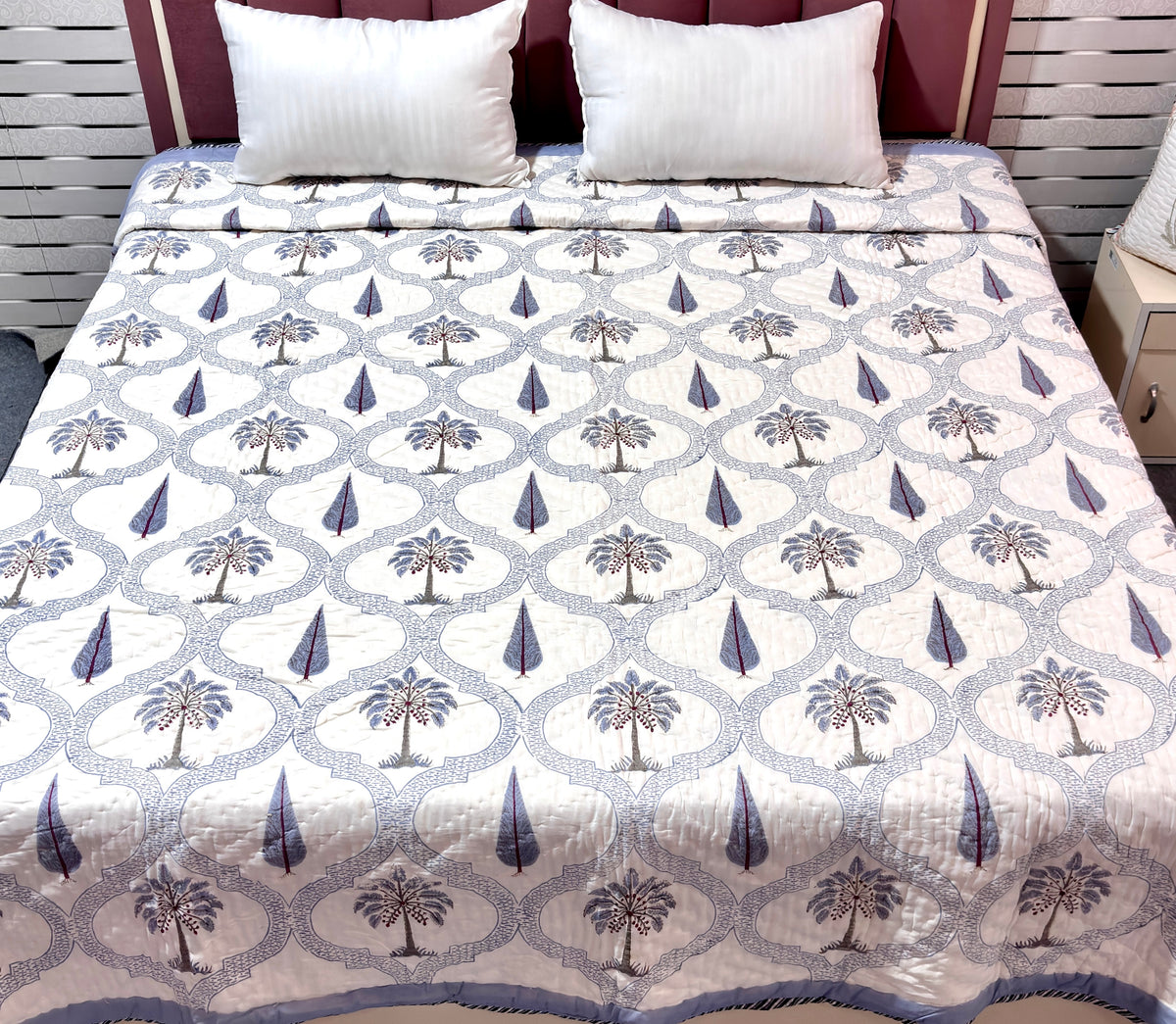 White Blue Floral Cotton Quilt | Printed Reversible Bedspread | Queen Size
