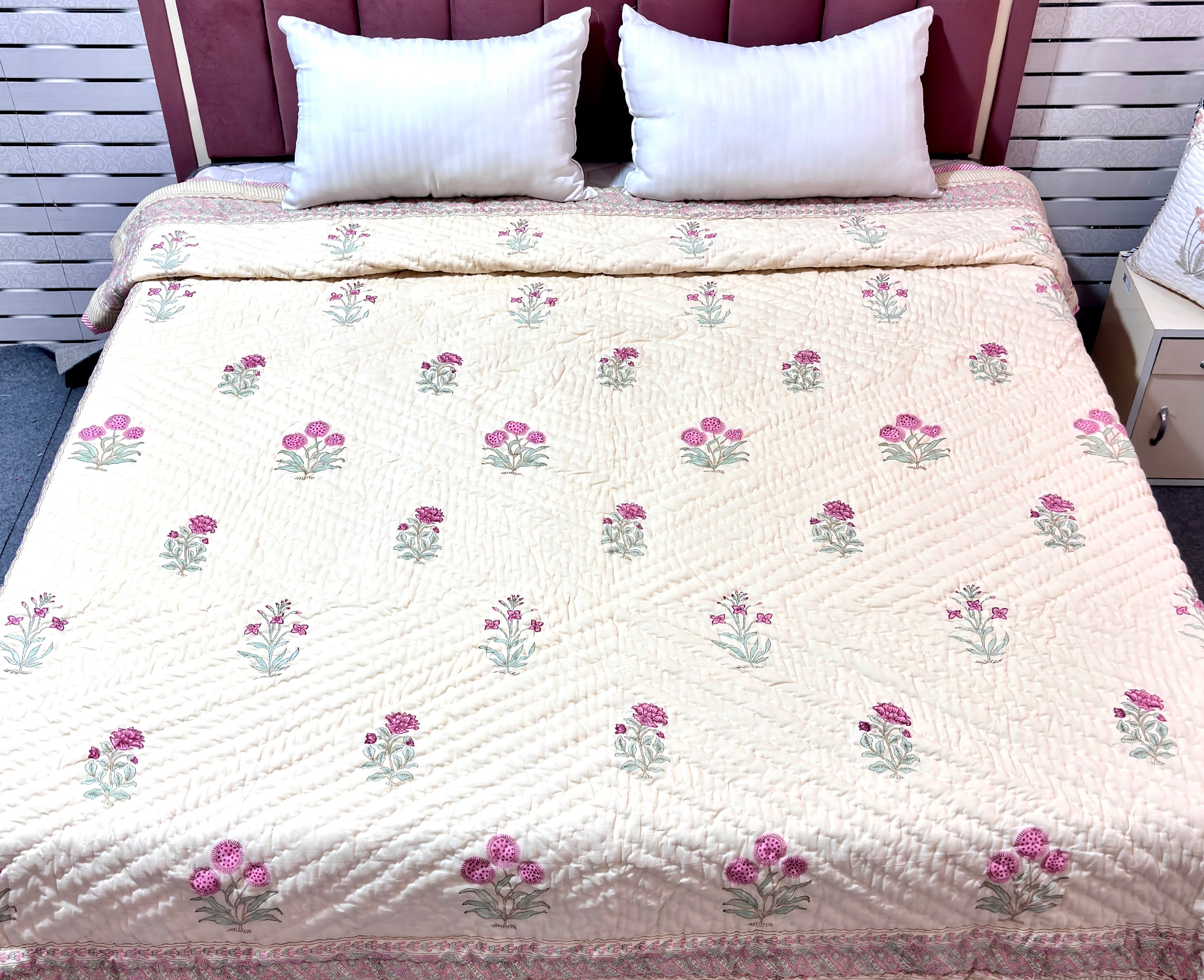 Cream Pink Floral Cotton Quilt Queen Size | Printed Botanical Quilted Bedspread with Decorative Border | Soft Indian Cotton Bed Cover