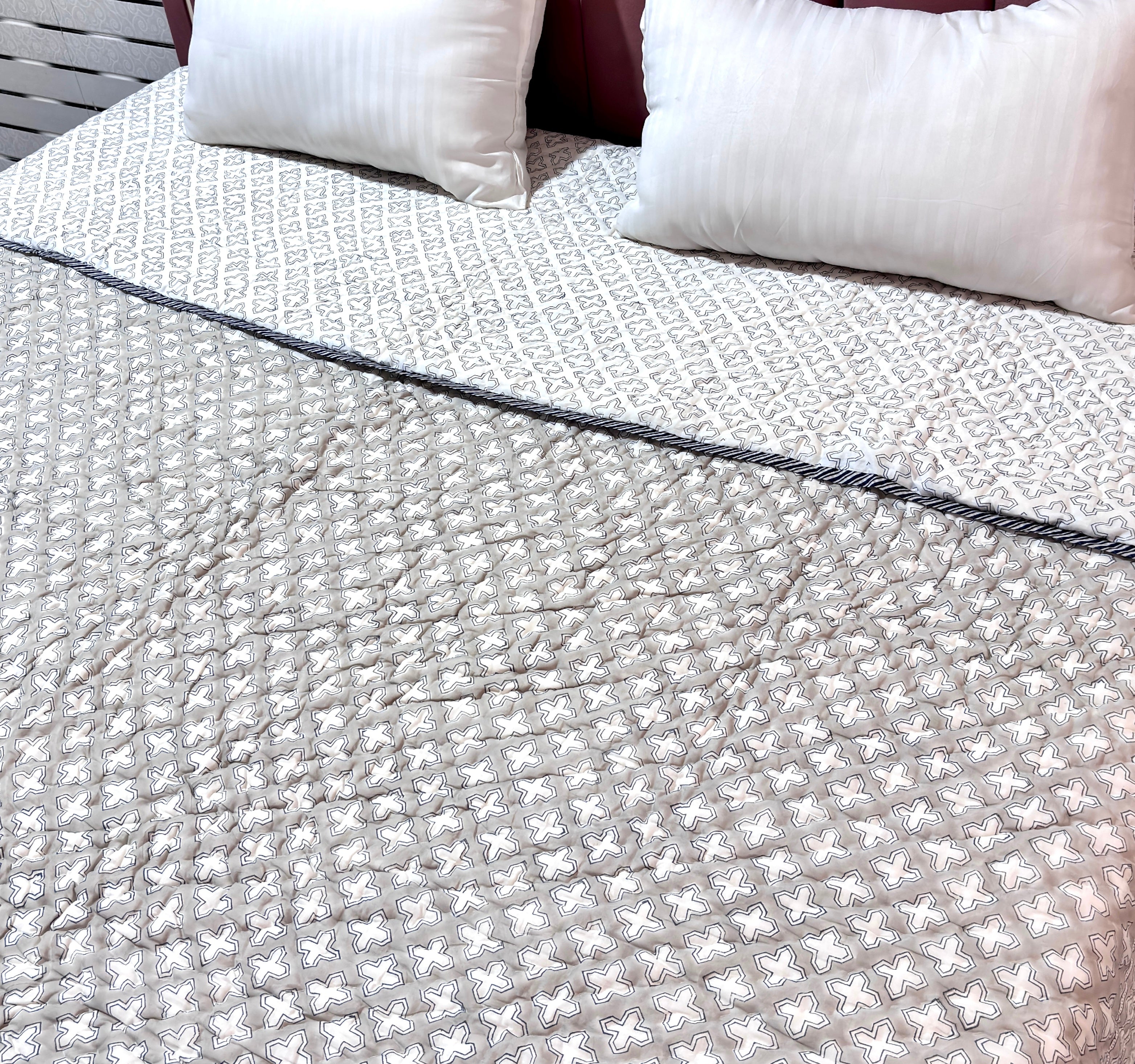 White Grey Geometric Cotton Quilt | Handmade Indian Bed Quilt | Soft Quilted Bedspread | Reversible Cotton Bedding