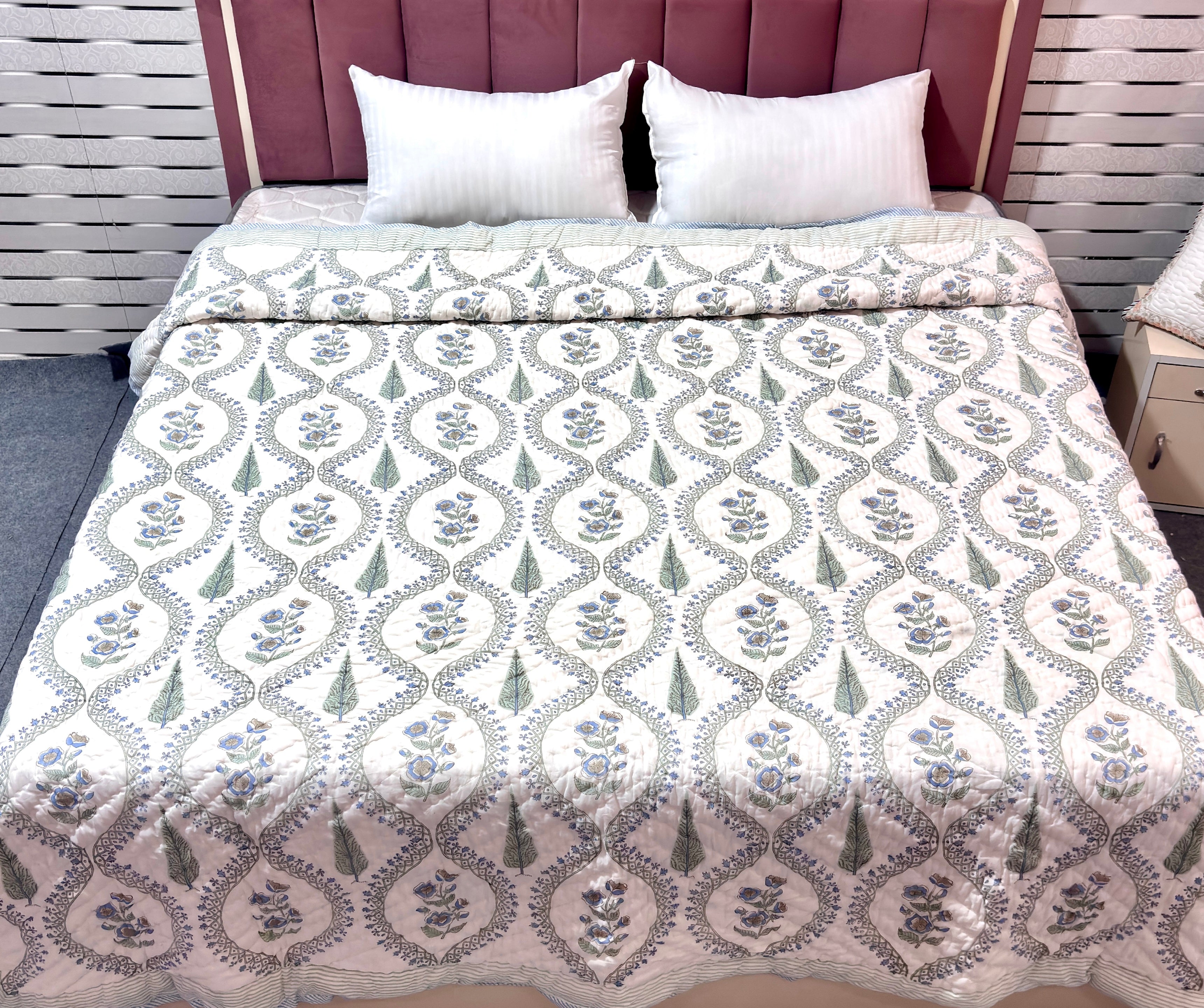 Green Floral Hand Block Print Cotton Quilt, Reversible Jaipuri Razai, Handmade Indian Quilt, Boho Bedding, Soft Cotton Bedspread, Queen Size Quilt