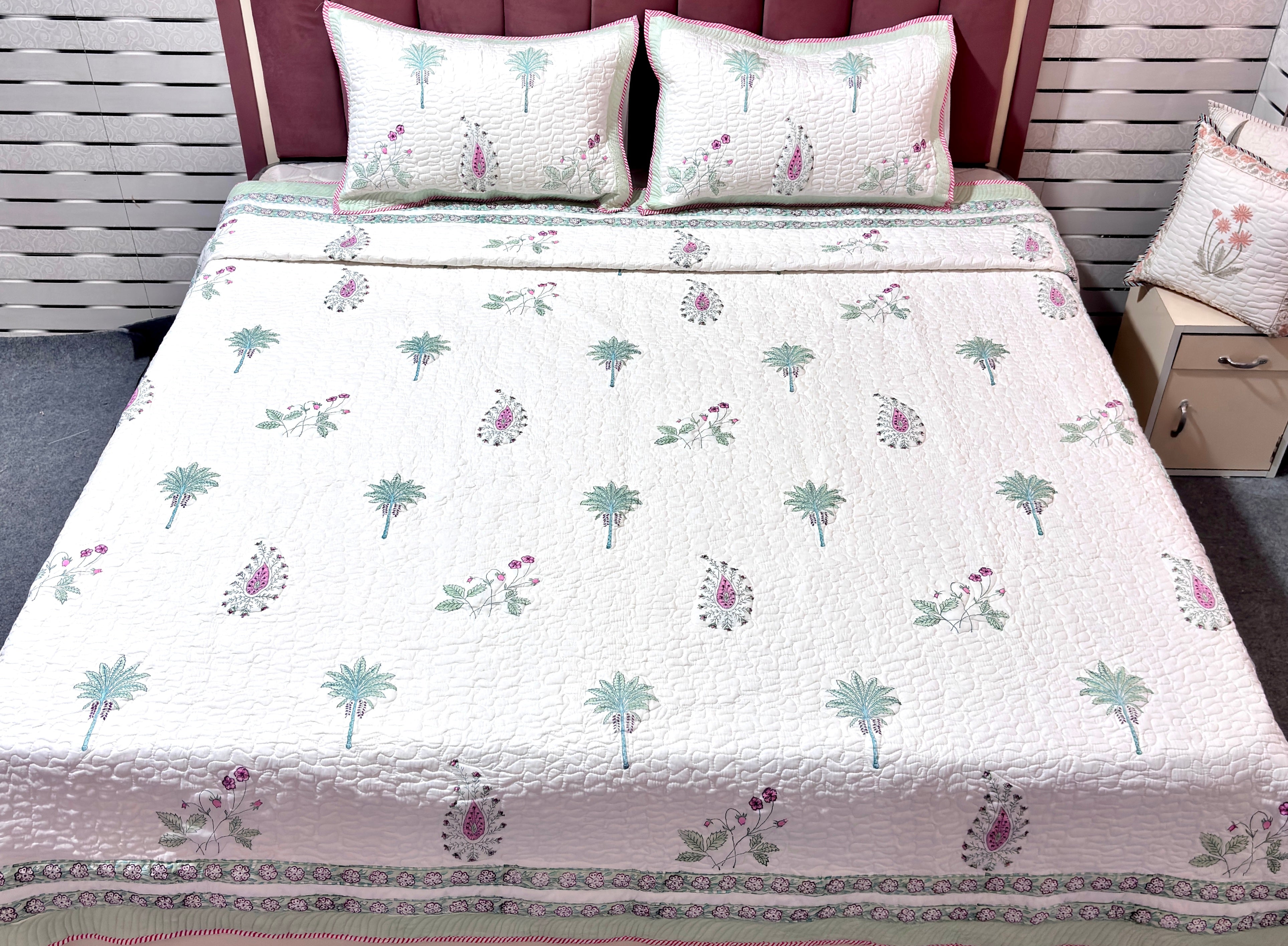 Quilted cotton bedcover