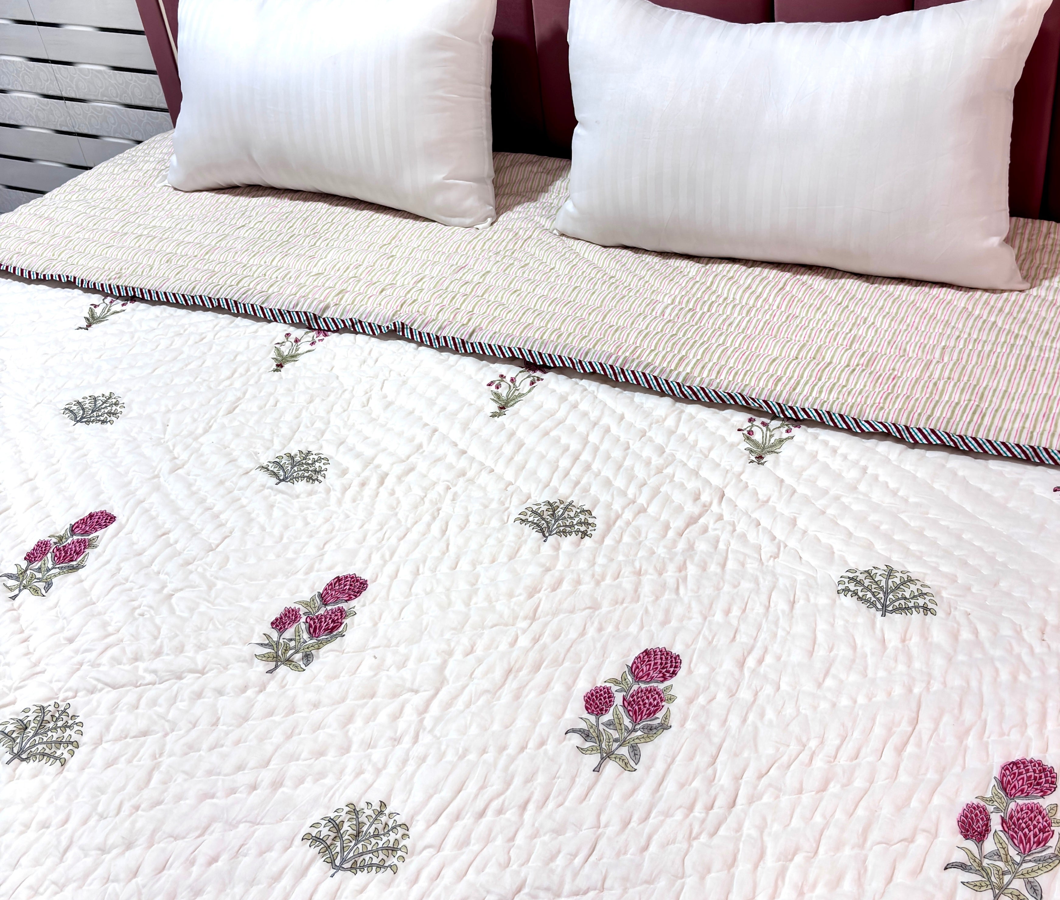 White Floral Cotton Quilt  Queen Size | Printed Botanical Quilted Bedspread | Soft Lightweight Bed Cover for Bedroom Decor