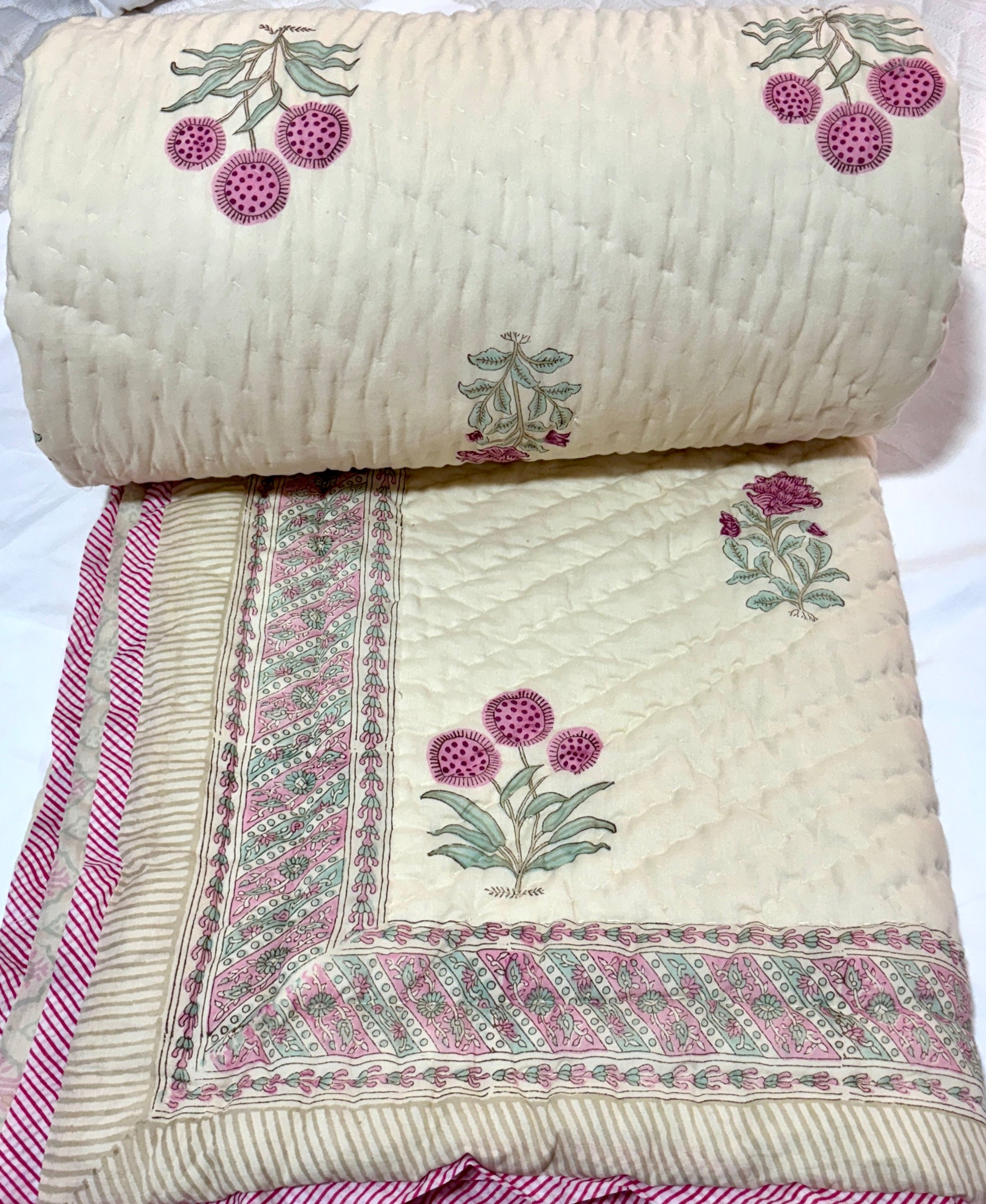Cream Pink Floral Cotton Quilt Queen Size | Printed Botanical Quilted Bedspread with Decorative Border | Soft Indian Cotton Bed Cover