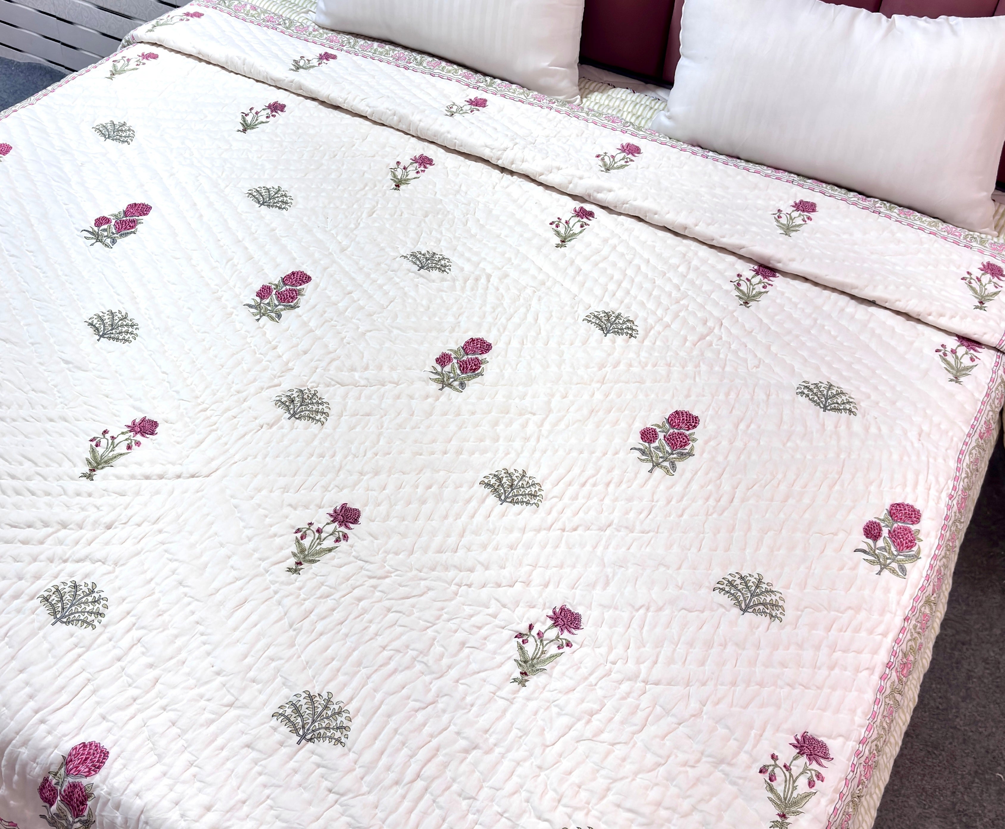 White Floral Cotton Quilt  Queen Size | Printed Botanical Quilted Bedspread | Soft Lightweight Bed Cover for Bedroom Decor
