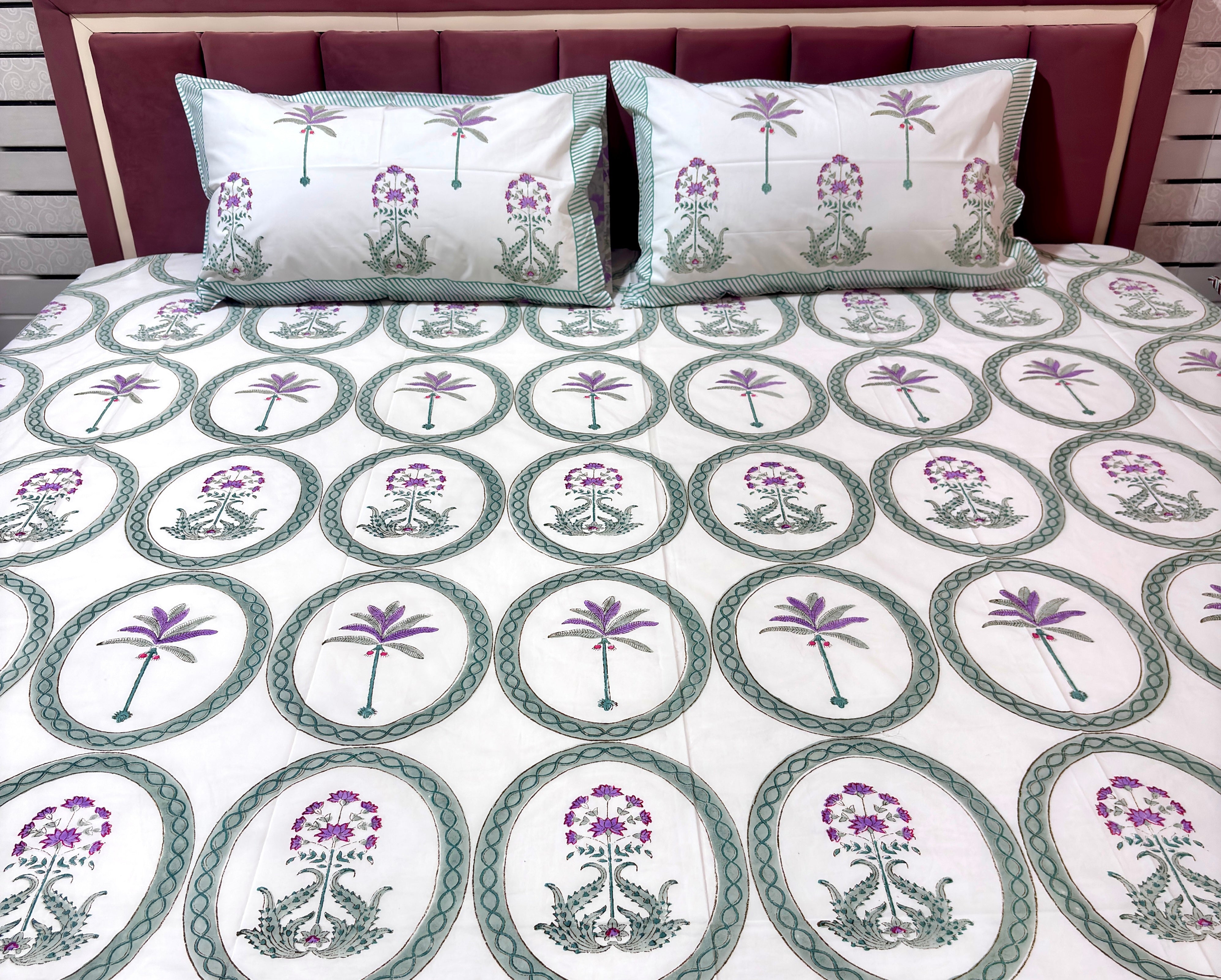 Premium Floral Printed Double Bedsheet with 2 Pillow Covers | White & Lavender Cotton Bedsheet Set